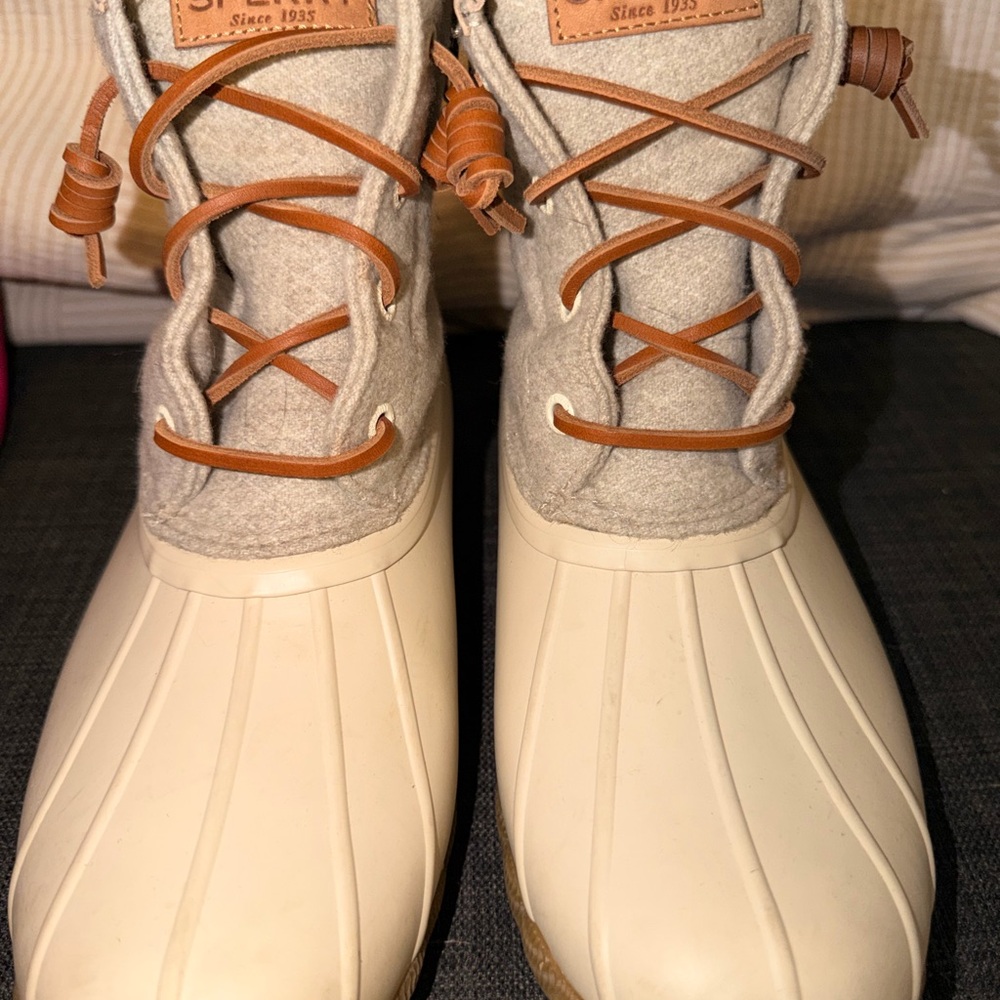 Sperry Cream and Tan Duck Boots